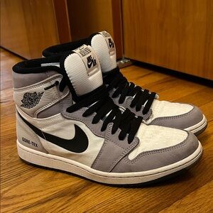 Nike Air Jordan 1 Gore-Tex Sneakers - Black and White